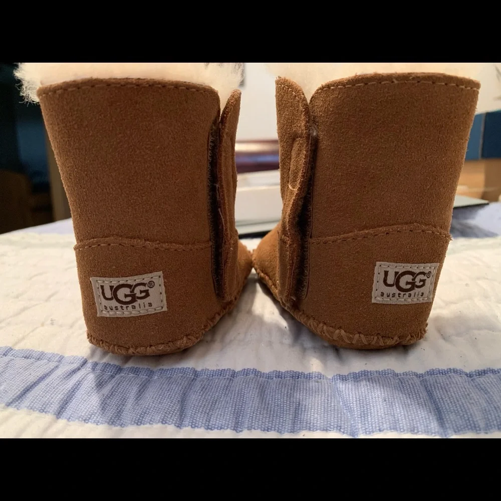 Baby uggs - Picture 4 of 4